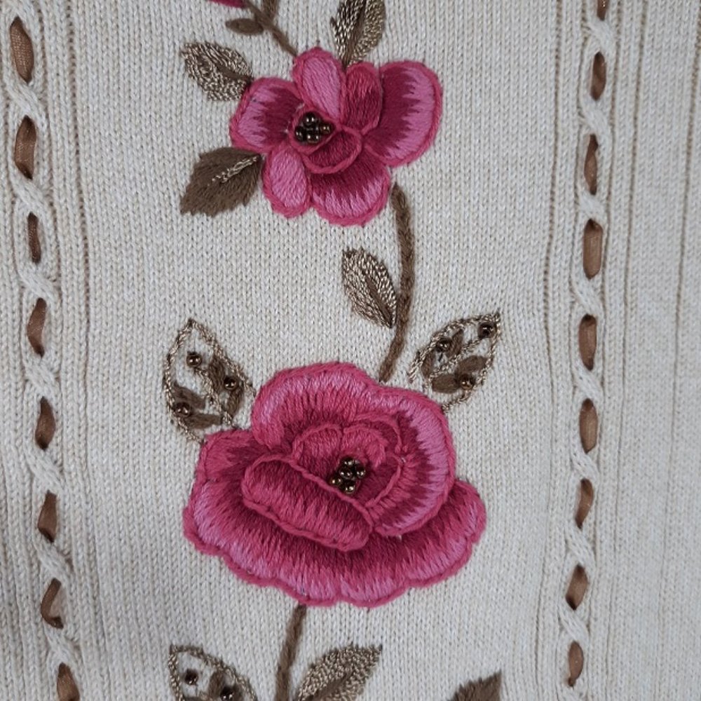 SOLD Alfred Dunner Sweater L VINTAGE Embroidery Roses EUC 90's Beaded Flowers - Picture 3 of 6